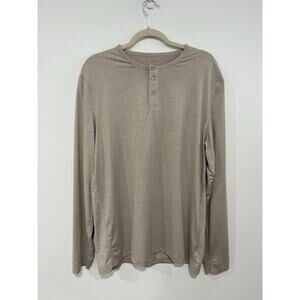 Vuori Ease Performance Henley Toast Heather Long Sleeve Size XL